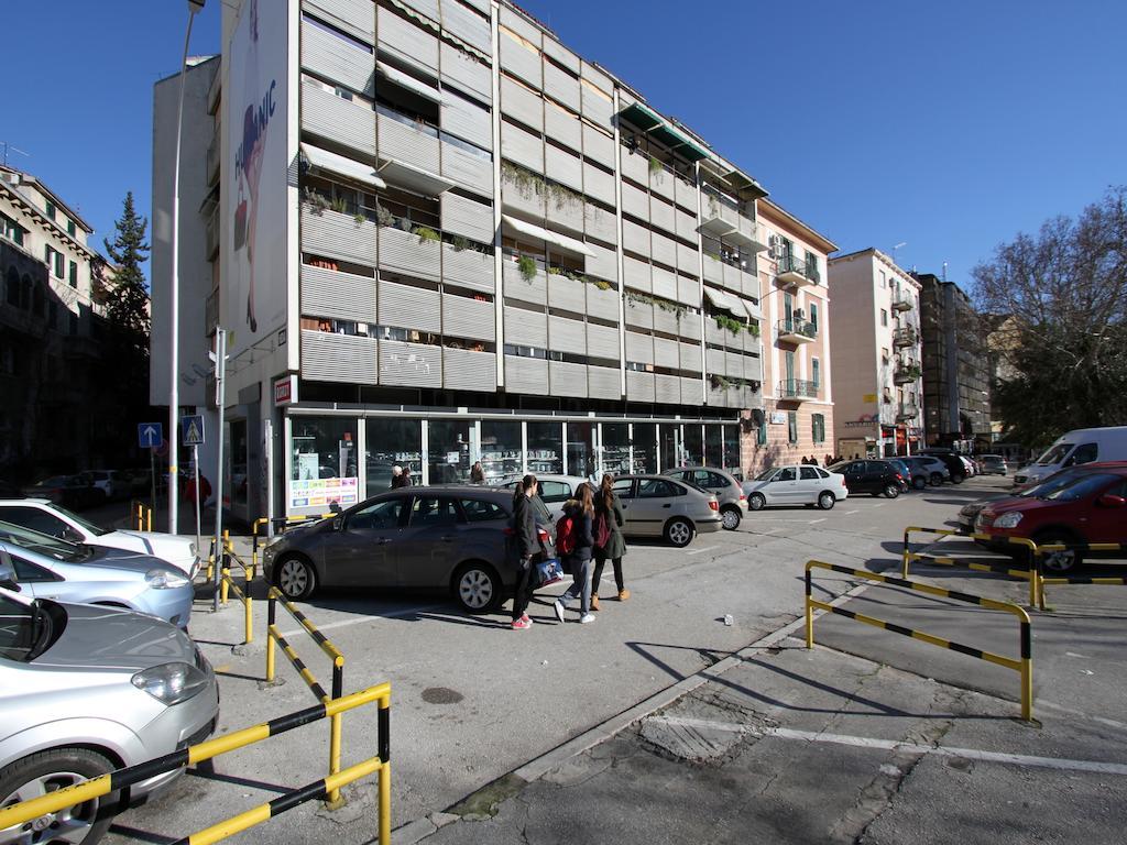 Center Silvana